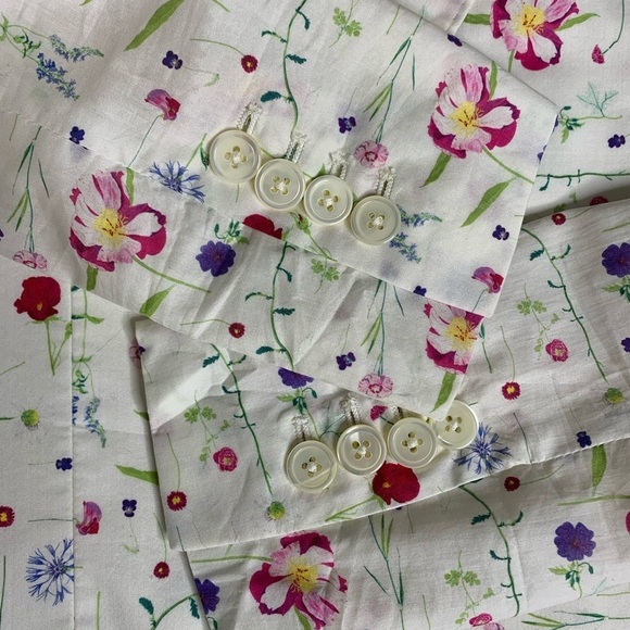 R13 Summer Blazer in Assembled Floral - Picture 8 of 9